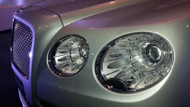 كازينو ألفا تطبيق أندرويد/آي أو إس